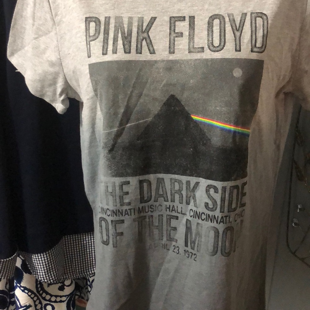 NWOT Pink Floyd ombré gray tee size medium - Picture 2 of 4